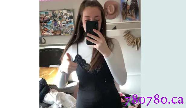 BC高中女生这么穿衣服被校方说穿衣不当